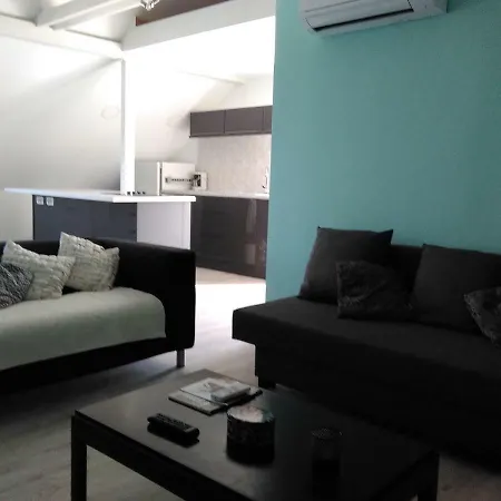 The Olive Garden Apartmán *